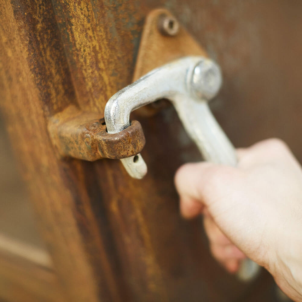 Piquia-RB73-Parker-and-Coop-corten-rusted-outdoor-log-burner-stove-fire