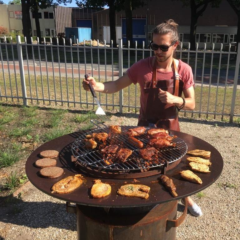 Circular-Grill-and-Base-Forno-Parker-and-Coop-BFC