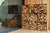 Quadratische Holzaufbewahrung aus Cortenstahl